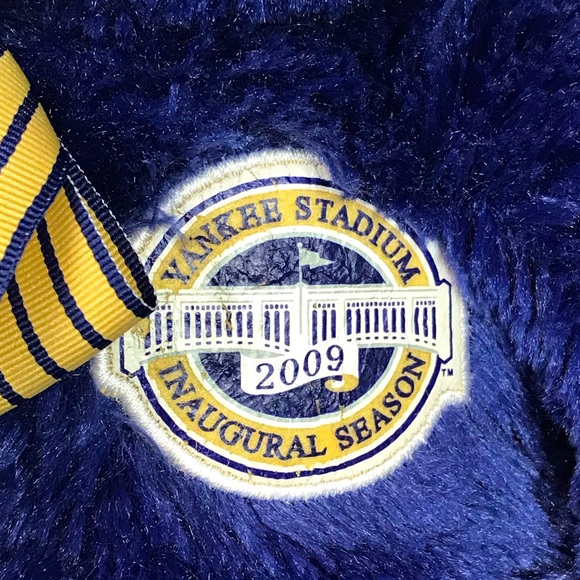 Ty New York Yankee Stadium 2009 Inaugural Season Blue Soft Teddy Bear Plush Toy - Picture 2 of 7